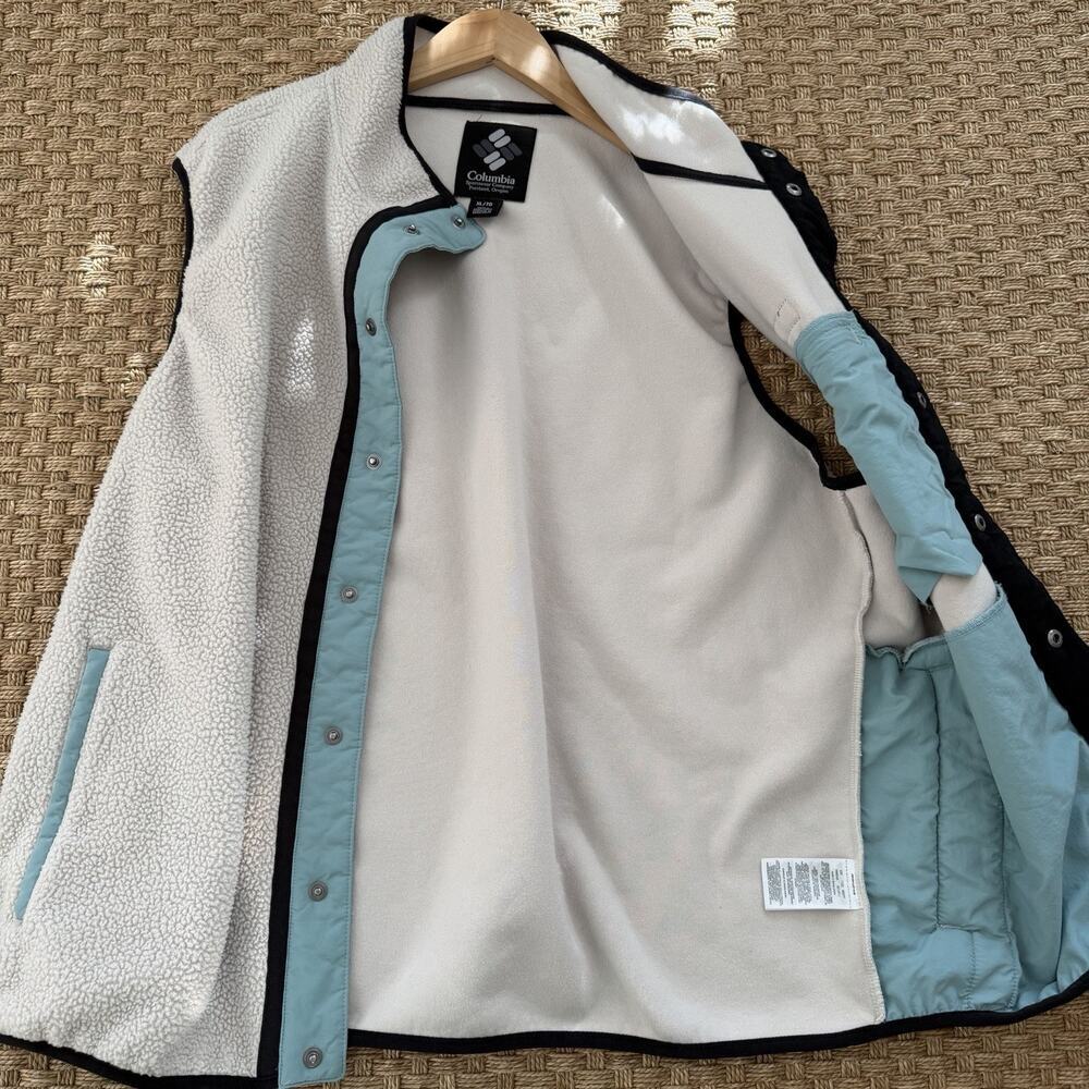 Columbia Helvetia Sherpa Fleece Vest Size XL/TG Light Blue Black Accents Snaps - Picture 6 of 10